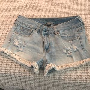 American Eagle Shorts - used size 4